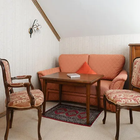 Schlosshotel Seewirt 4*