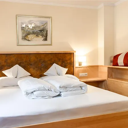 Schlosshotel Seewirt Hotel