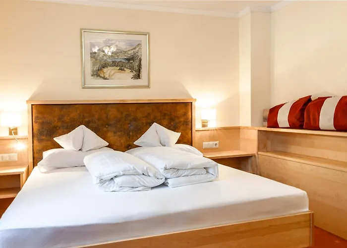 Schlosshotel Seewirt Hotel