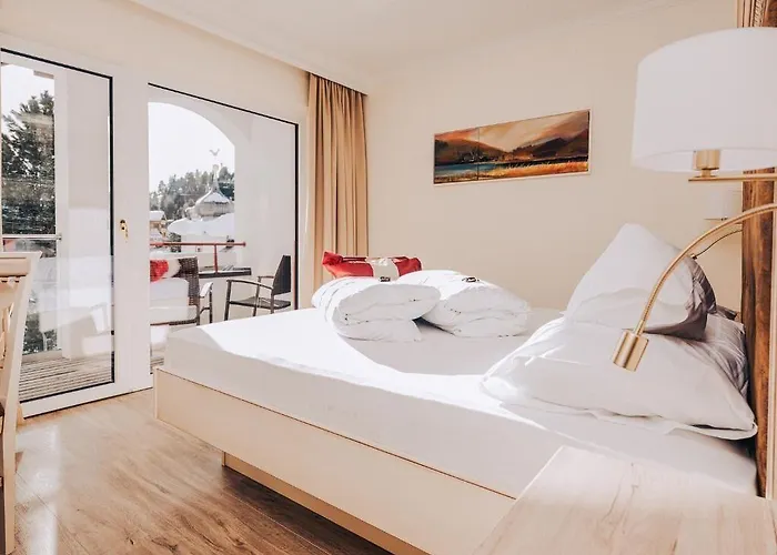 Schlosshotel Seewirt 4*