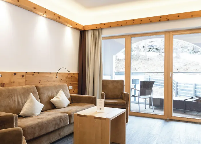 Schlosshotel Seewirt 4*